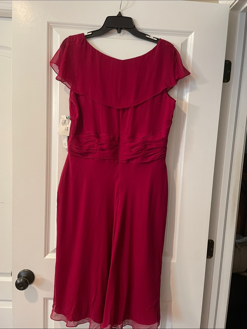 Donna Ricco Ruffled V-Neck Magenta Midi Dress 100% silk - Picture 2 of 8